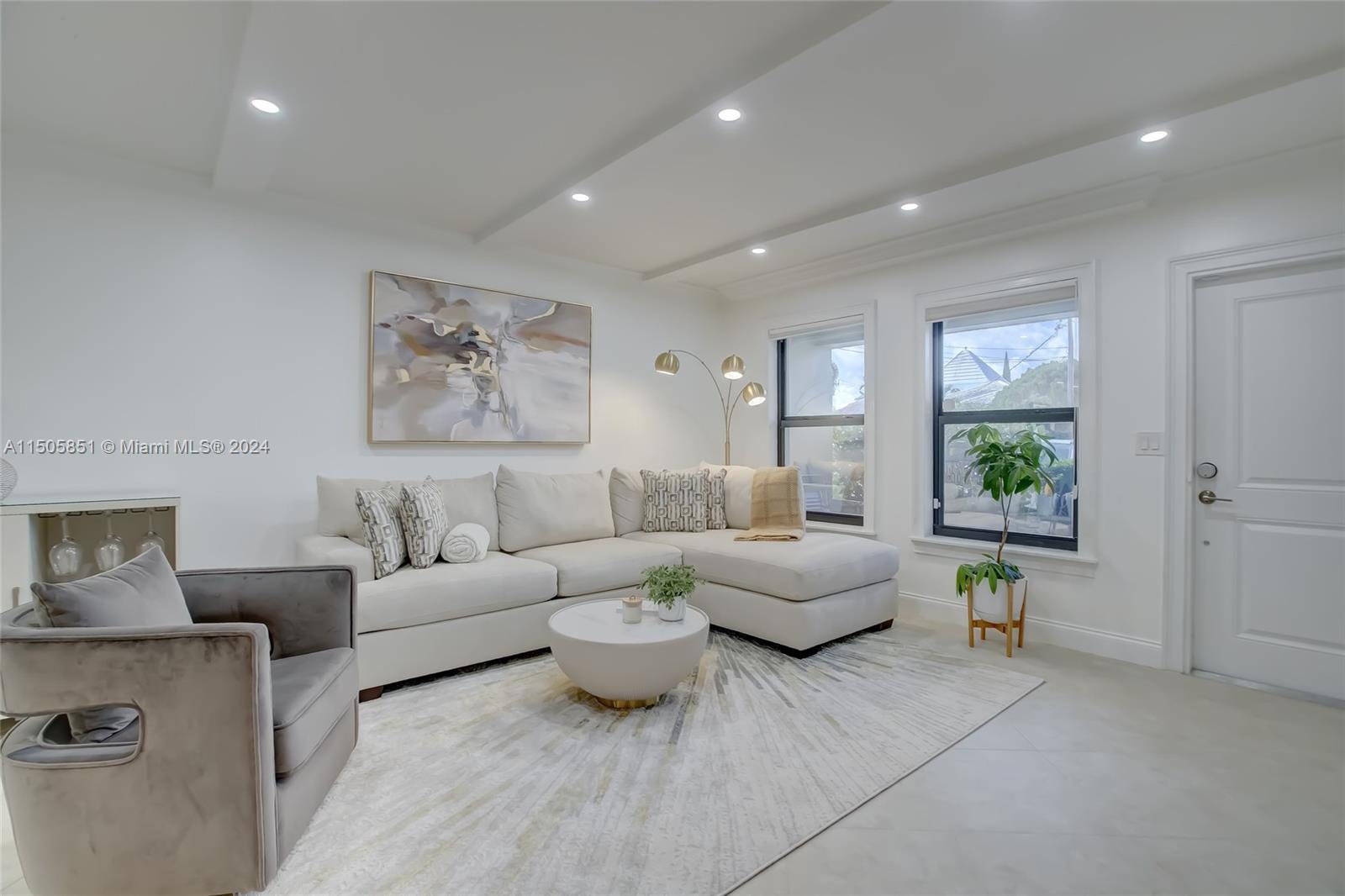BAYVIEW VILLAGE CONDO - Residential