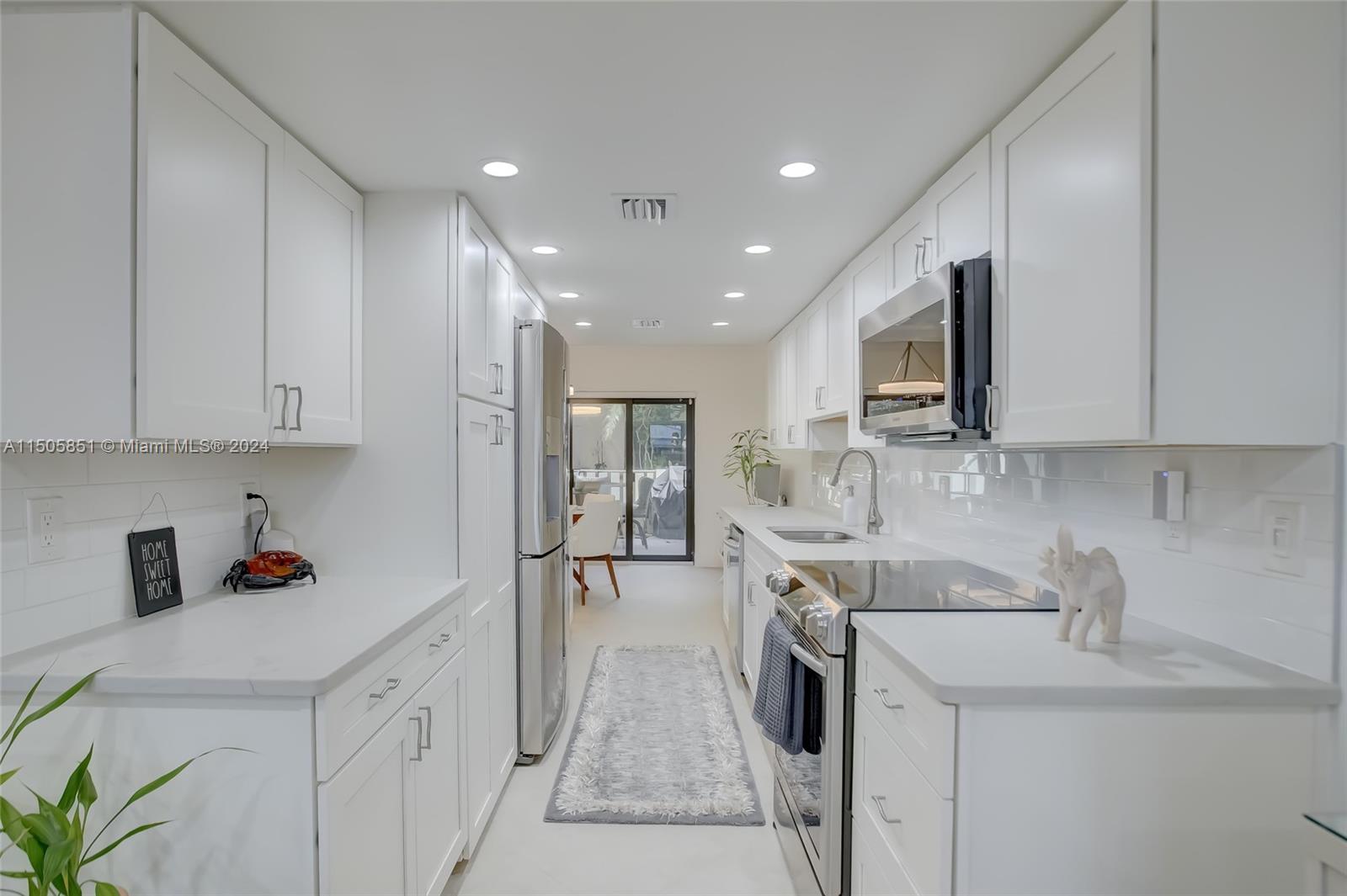 BAYVIEW VILLAGE CONDO - Residential