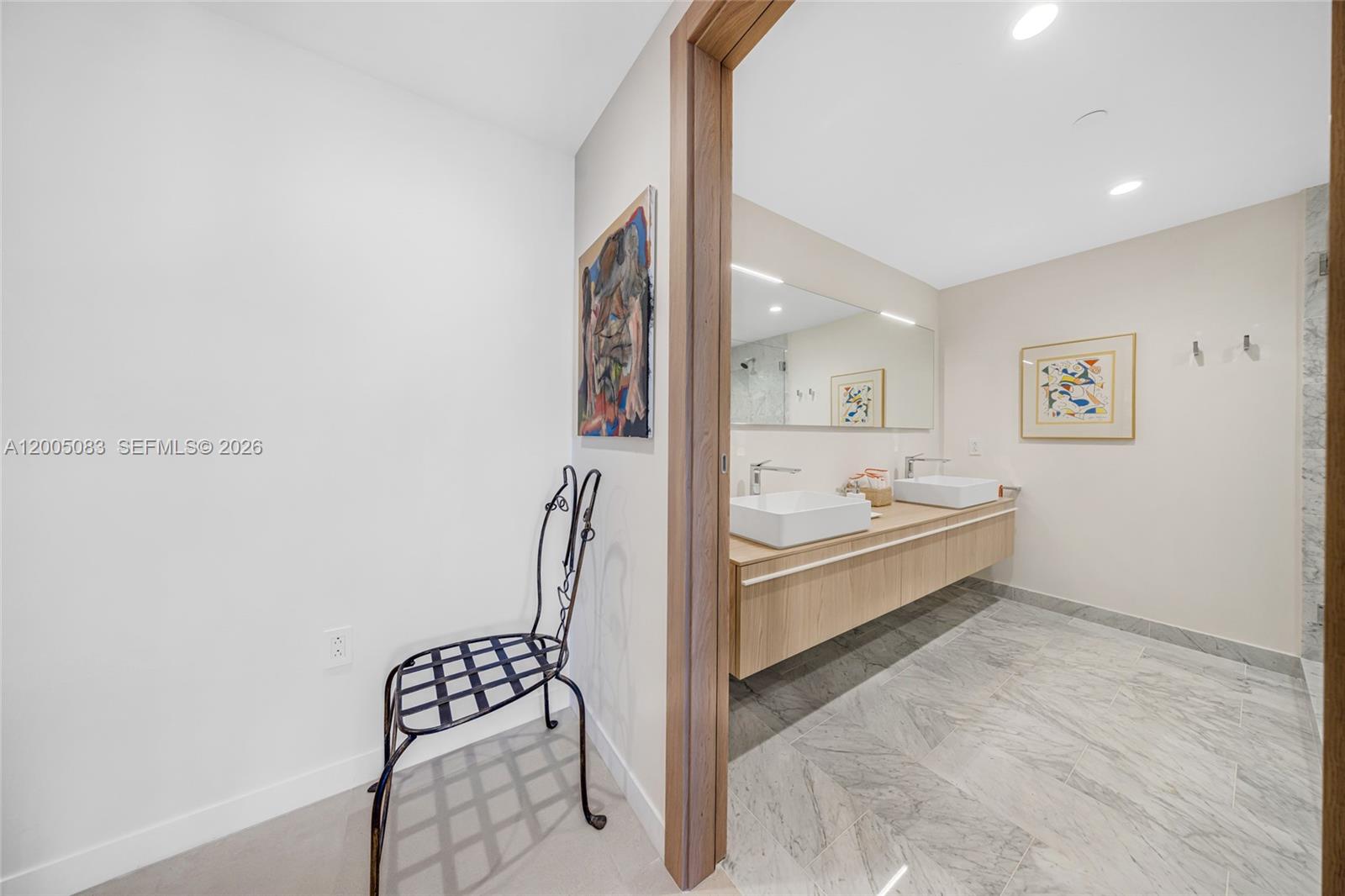 ONDA RESIDENCES - Residential