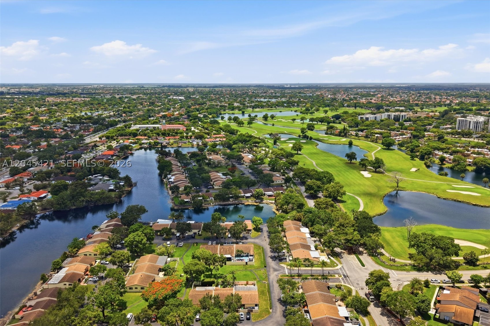 KENDALE LAKES NORTH SEC 1 - Residential