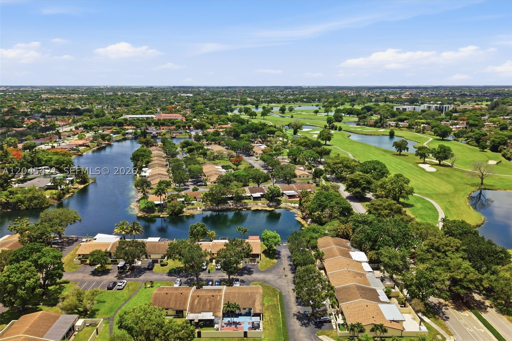 KENDALE LAKES NORTH SEC 1 - Residential