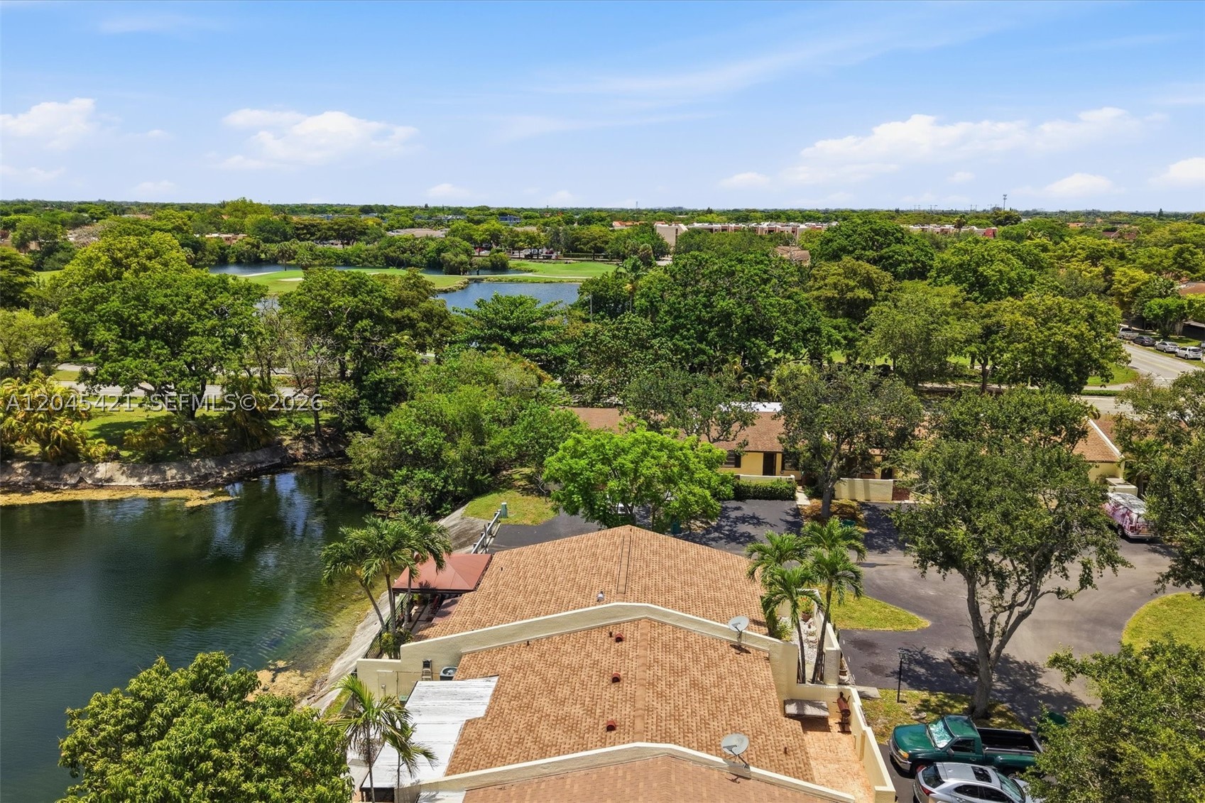 KENDALE LAKES NORTH SEC 1 - Residential