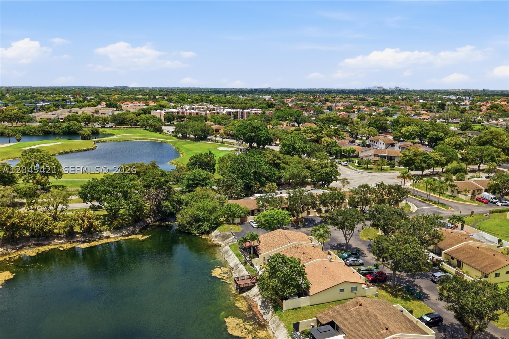 KENDALE LAKES NORTH SEC 1 - Residential