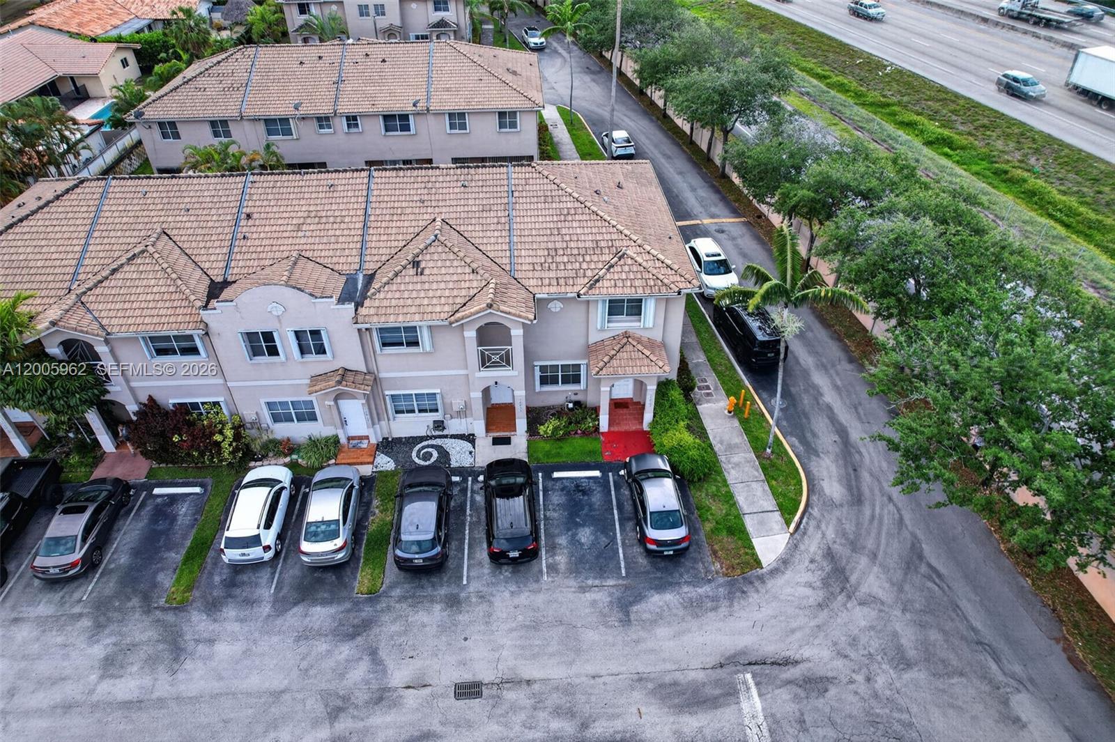 PASEOS AT MIAMI LAKES - Residential
