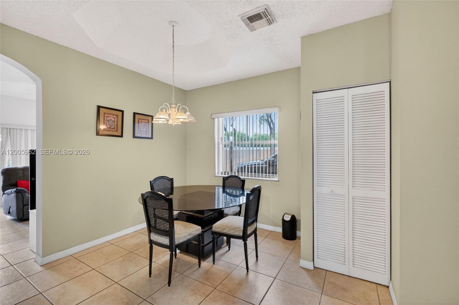 PASEOS AT MIAMI LAKES - Residential