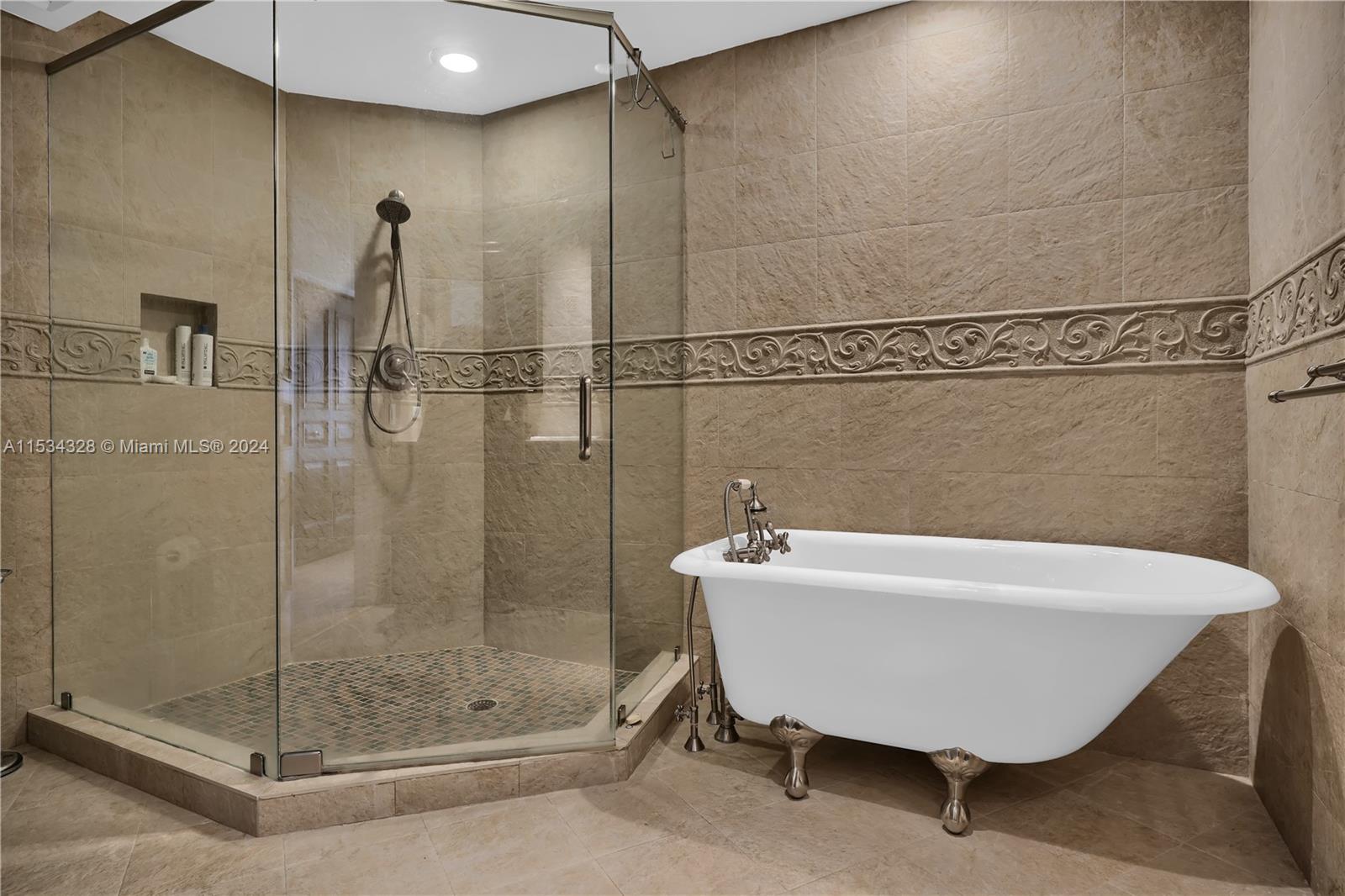 THREE TEQUESTA POINT COND - Residential Lease