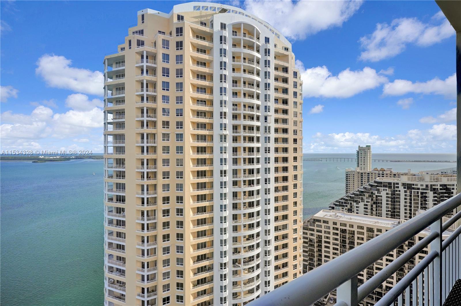 THREE TEQUESTA POINT COND - Residential Lease