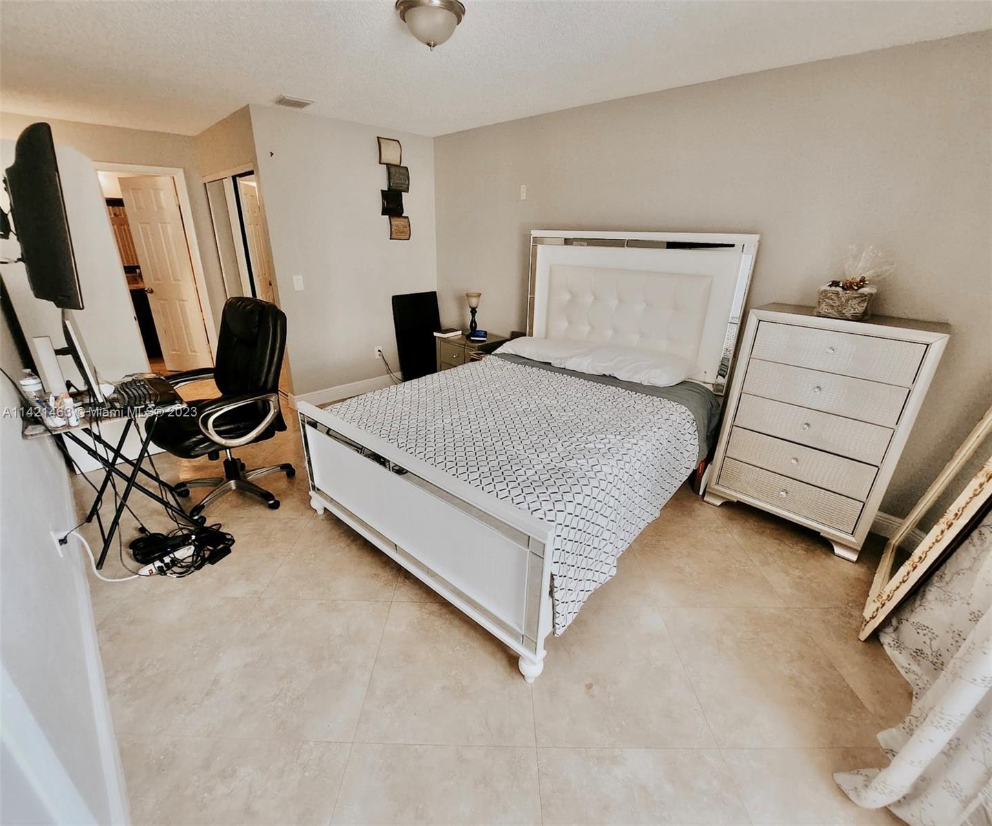 ROCK ISLAND LAND CORP - Residential