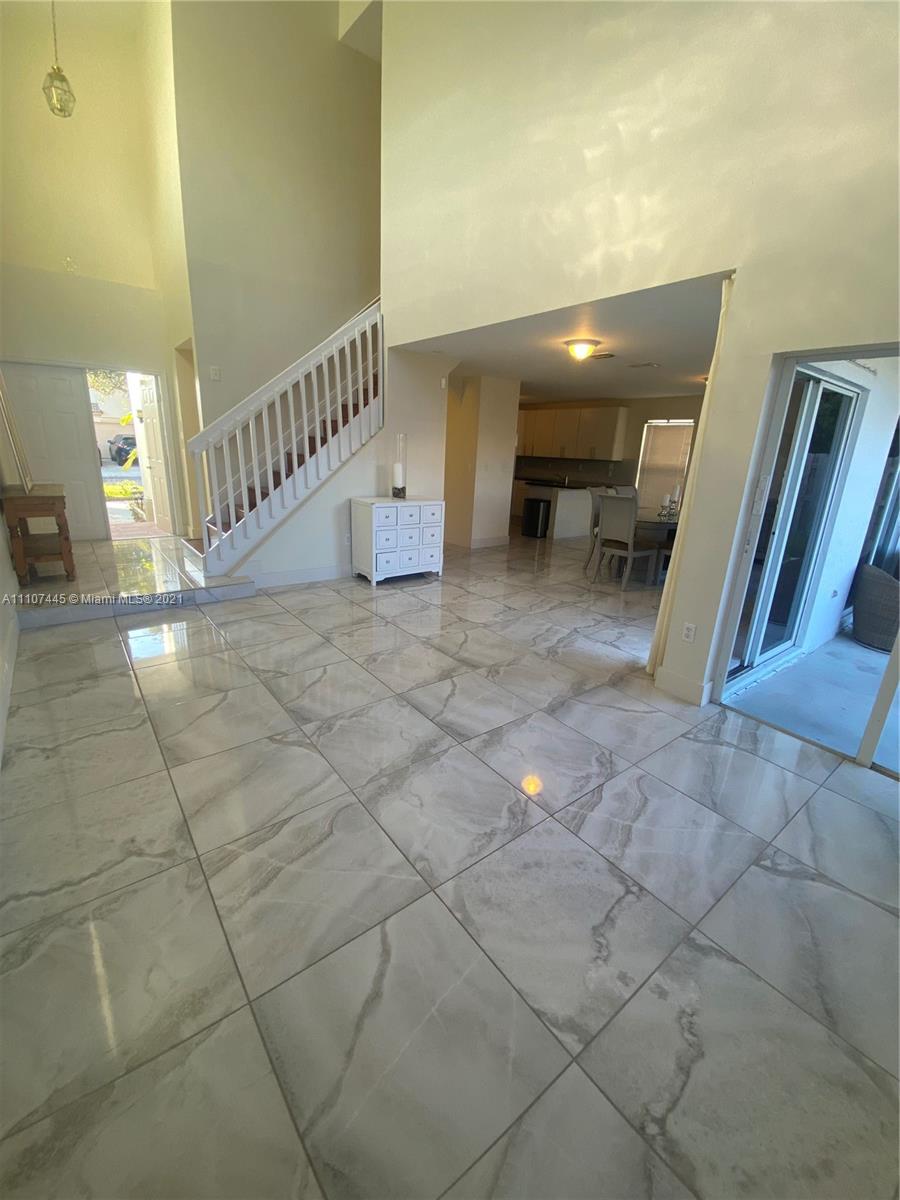 BRIGHTONS MEADOW TRACE - Residential Lease
