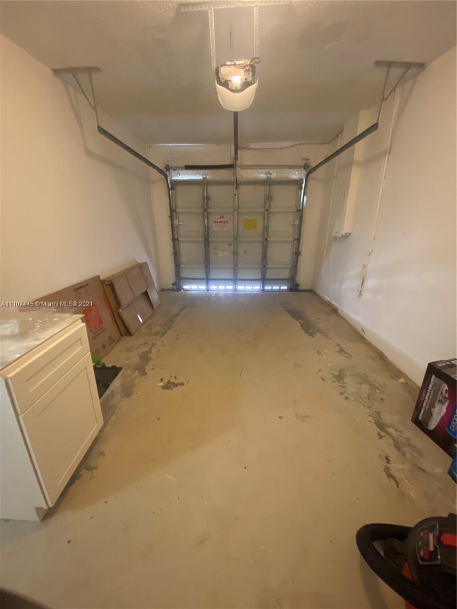 BRIGHTONS MEADOW TRACE - Residential Lease