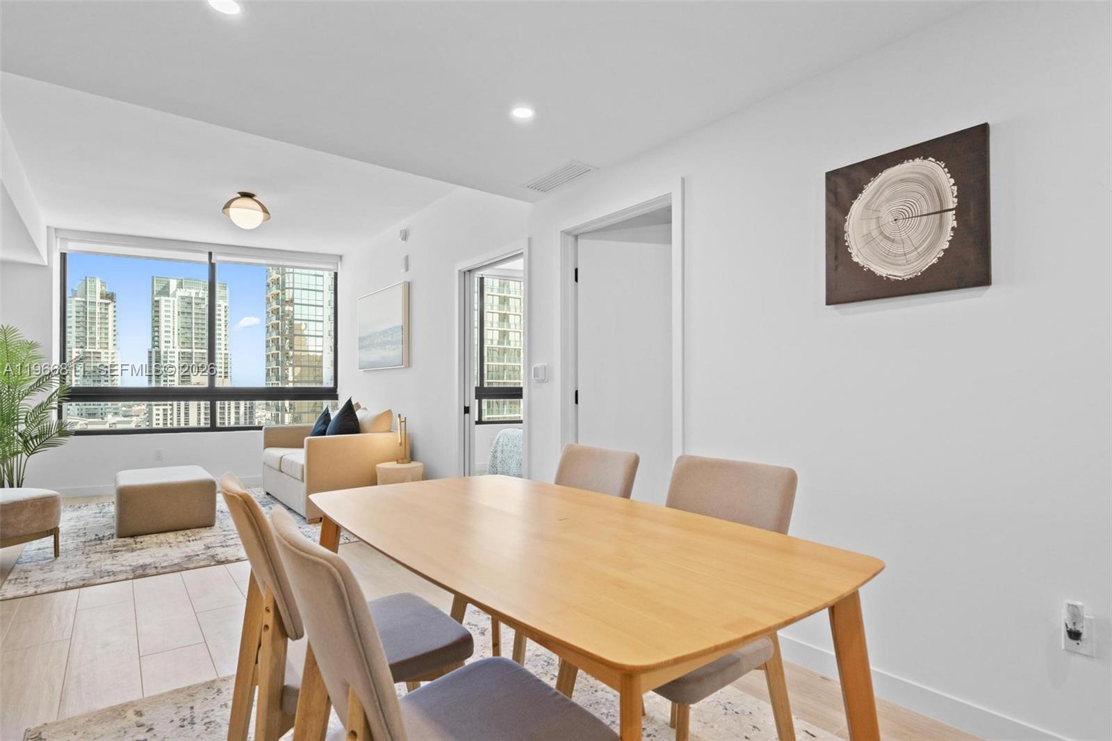MIAMI NORTH - Residential