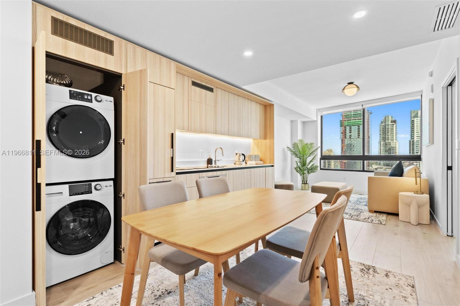 MIAMI NORTH - Residential