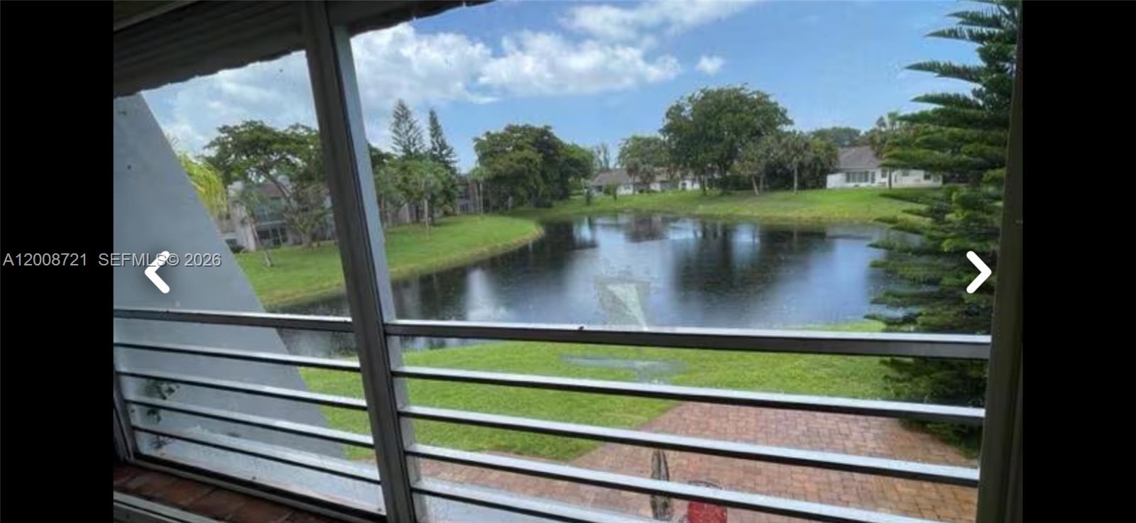 LAGO DEL REY CONDO - Residential
