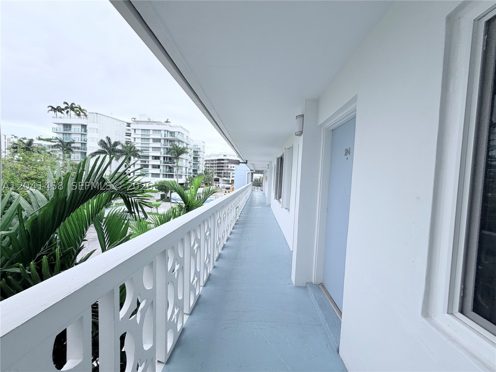GOLDEN KEY CNDO - Residential