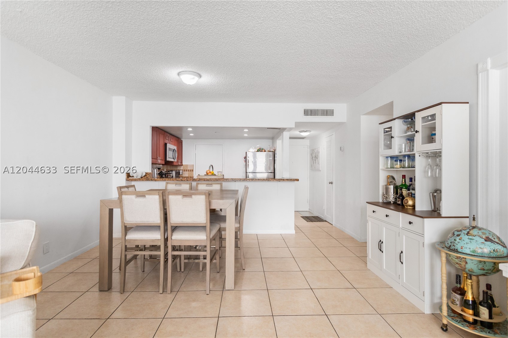 SEA AIR TOWERS CONDO - Residential
