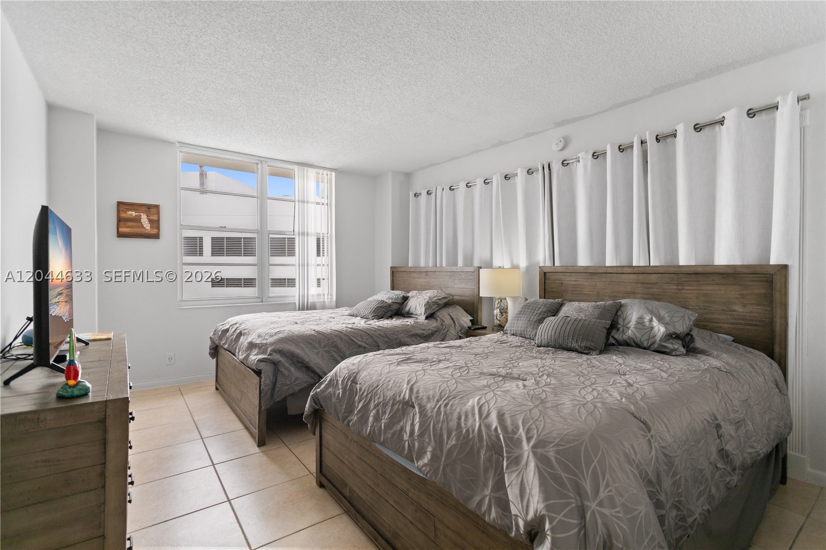 SEA AIR TOWERS CONDO - Residential