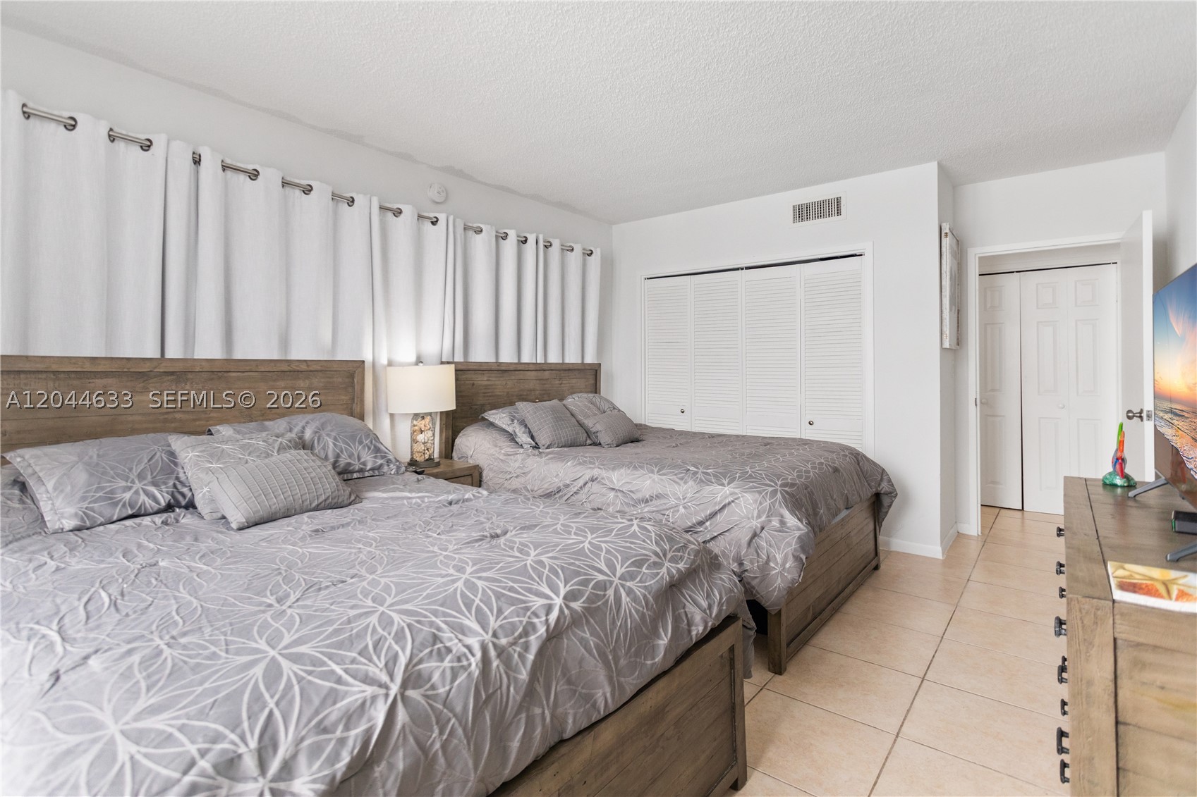SEA AIR TOWERS CONDO - Residential