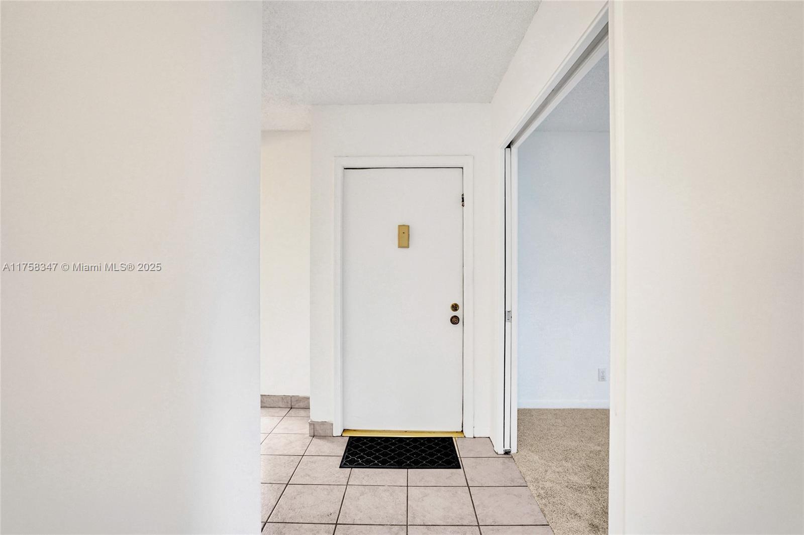 PINES OF DELRAY CONDO - Residential Lease
