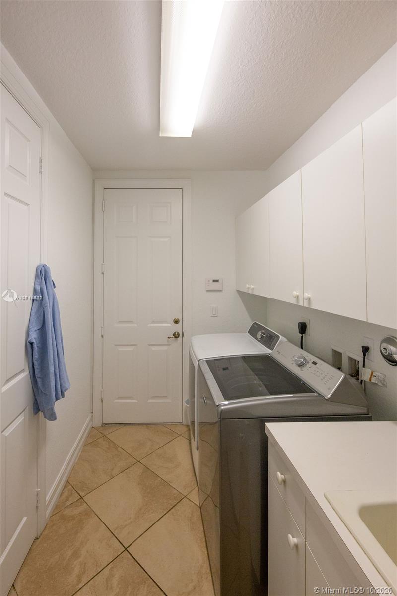 MONTREAUX - Residential Lease