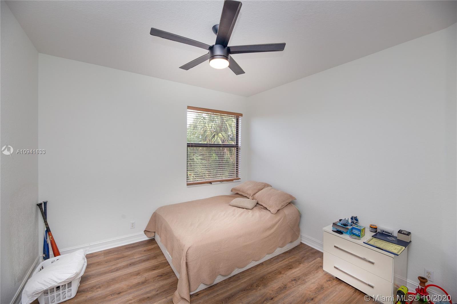 MONTREAUX - Residential Lease