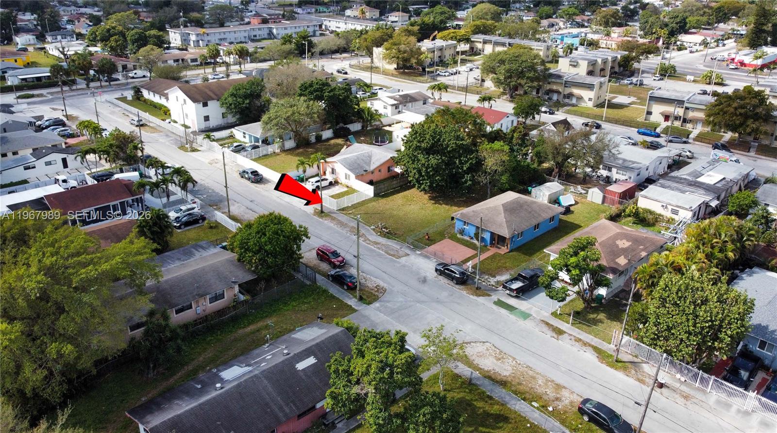 OAKLAND PARK - Land