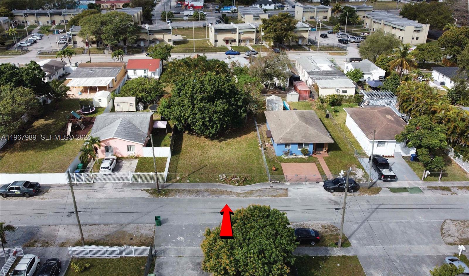 OAKLAND PARK - Land