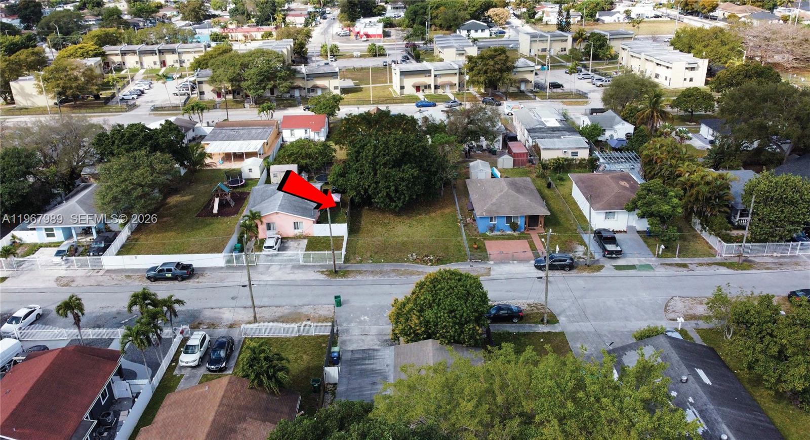 OAKLAND PARK - Land