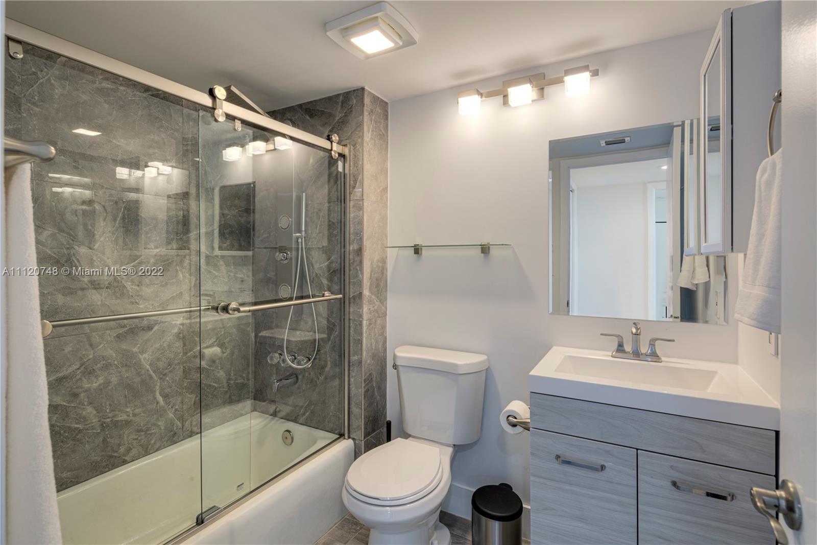 SOUTH POINTE TOWERS CONDO - Residential