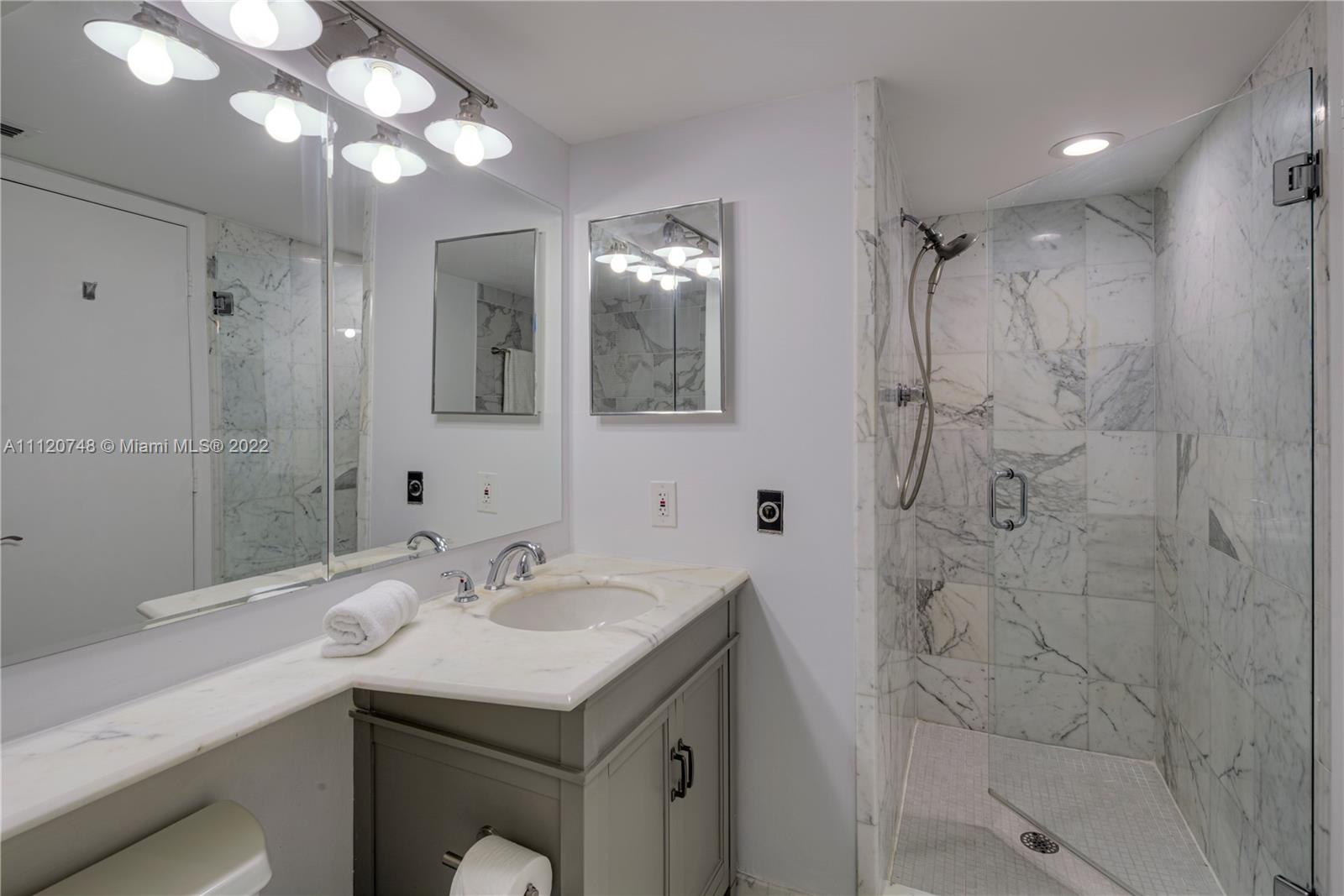 SOUTH POINTE TOWERS CONDO - Residential