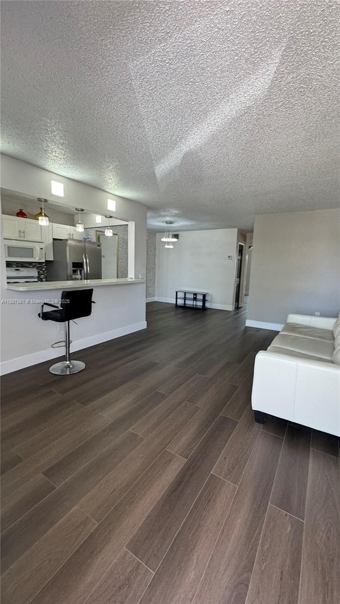 RO-MONT SOUTH CONDO E - Residential