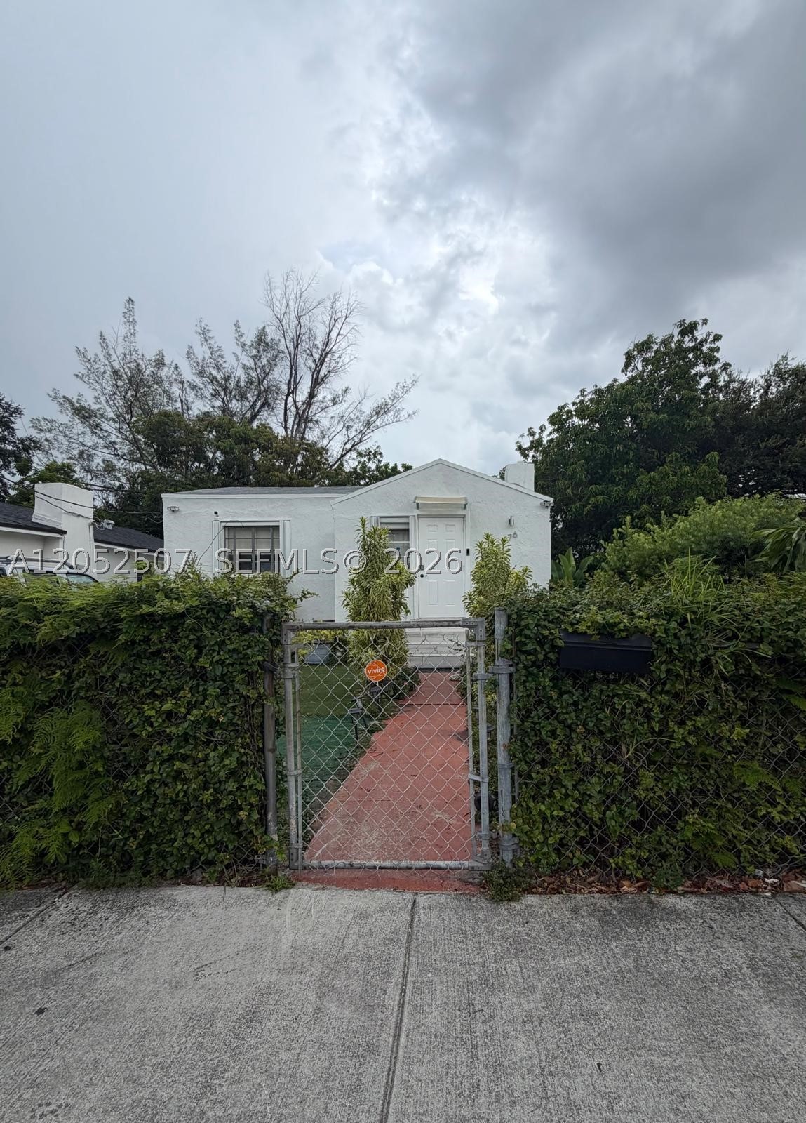 No HOA. For sale this 3be/ 2ba House. Priced to sell. We are very motivated. House in great condition, new roof, shutters, new bathrooms, new AC and air ducts. Huge land. It doesn't get better than this! Make it your dream home or investment property. Currently rented for month to month  (amazing, clean tenants)  I can sell it to you vacant or tenant occupied, your choice. Location is ideal: minutes from Design district and Wynwood. Centric, rapidly developing location. Hablo español.