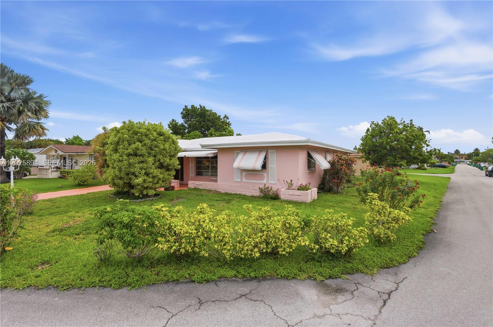 MAINLANDS OF TAMARAC LAKE - Residential