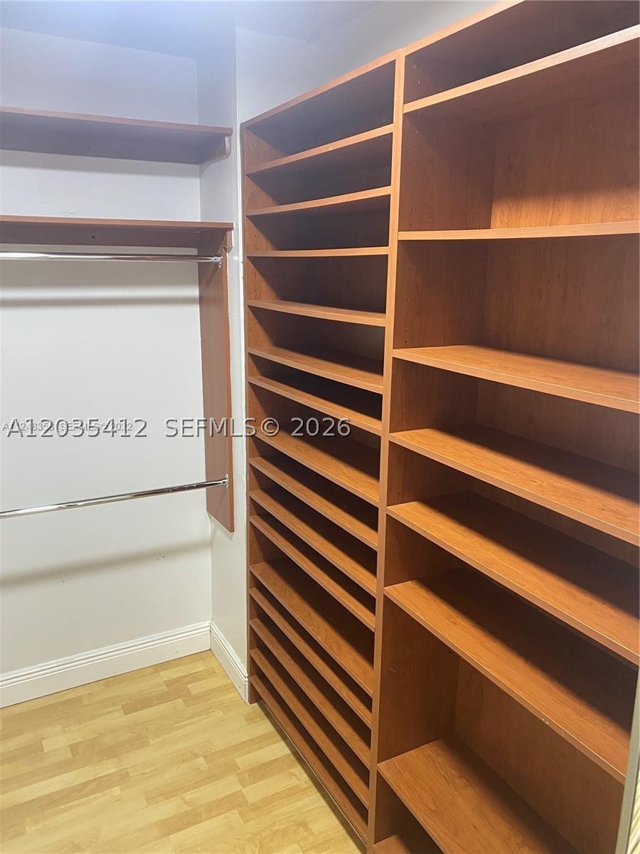 BAYSHORE PLACE CONDO - Residential Lease