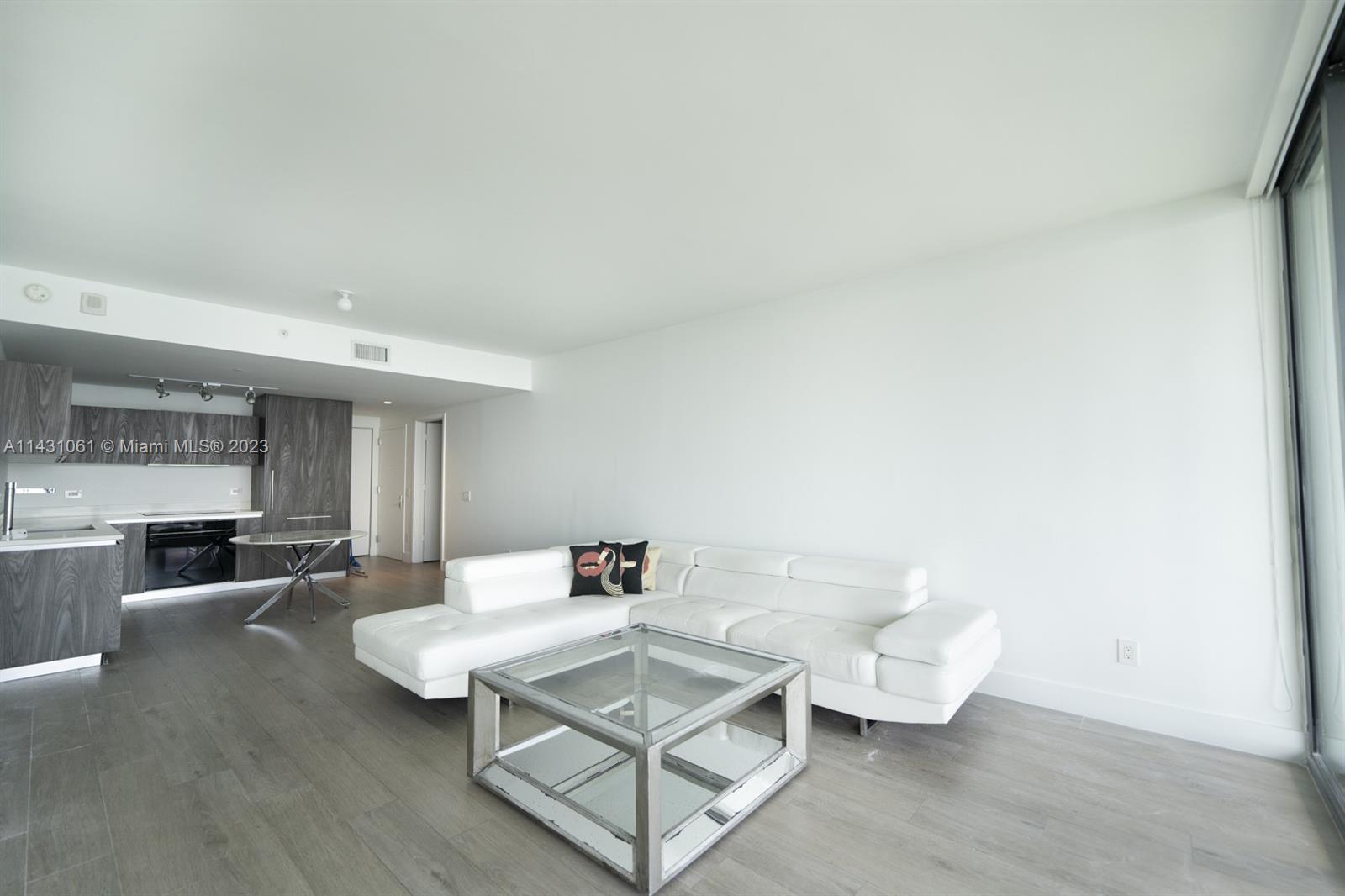 ONE PARAISO CONDO - Residential Lease