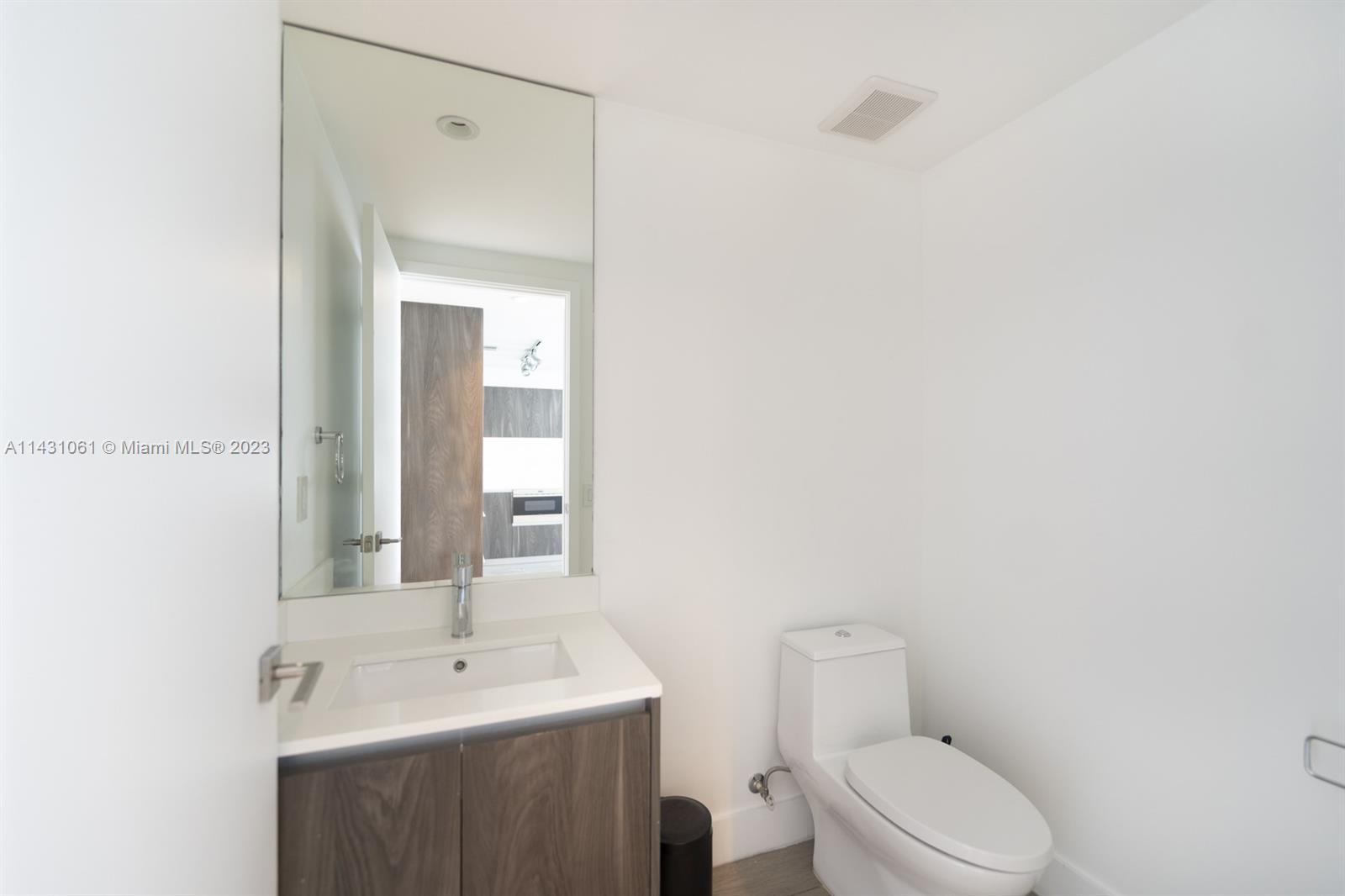 ONE PARAISO CONDO - Residential Lease