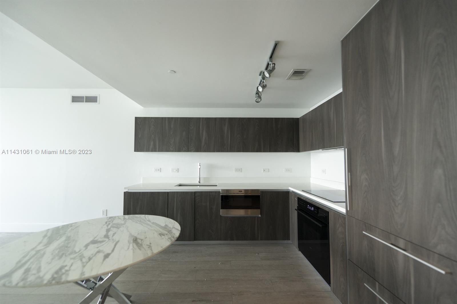 ONE PARAISO CONDO - Residential Lease