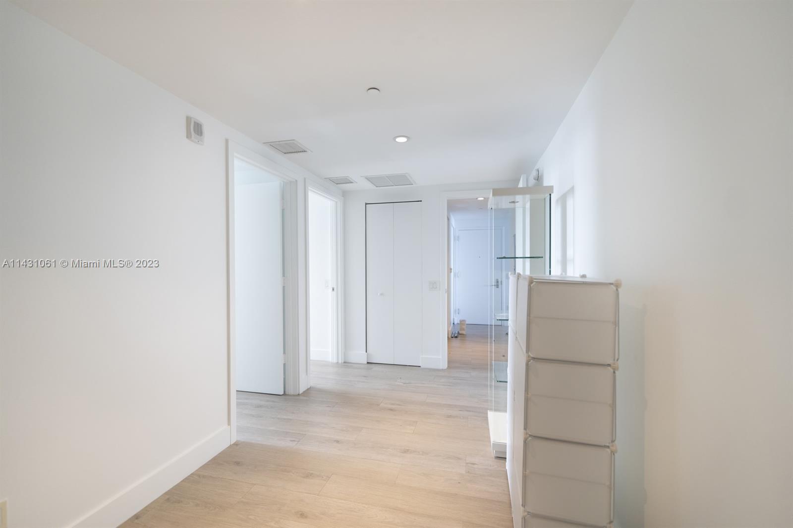 ONE PARAISO CONDO - Residential Lease