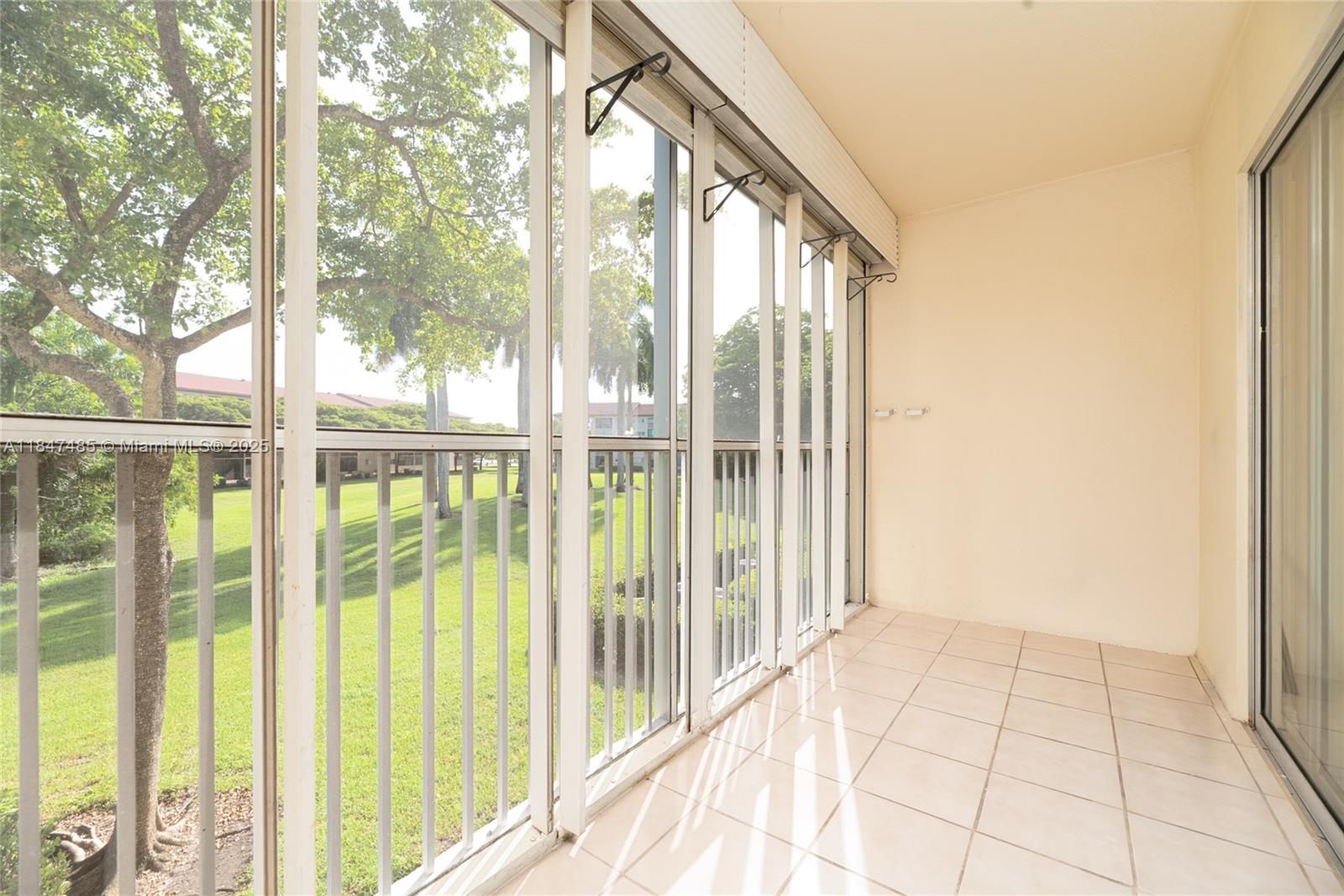 IVANHOE EAST AT CENTURY V - Residential