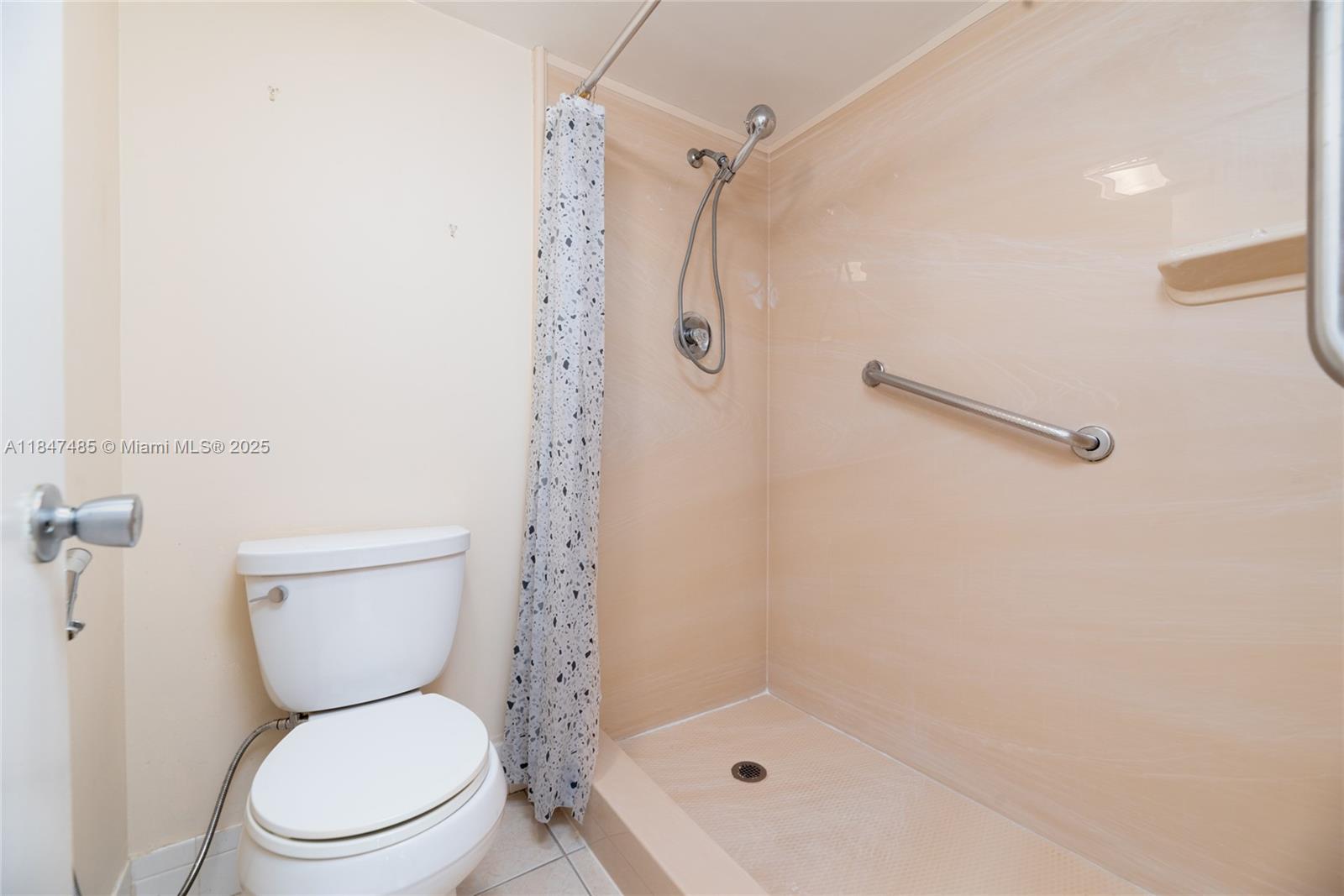 IVANHOE EAST AT CENTURY V - Residential