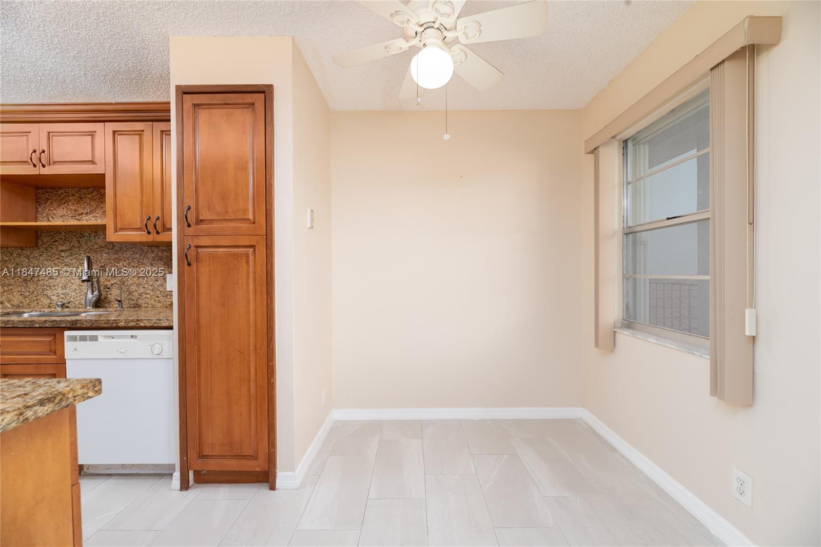 IVANHOE EAST AT CENTURY V - Residential