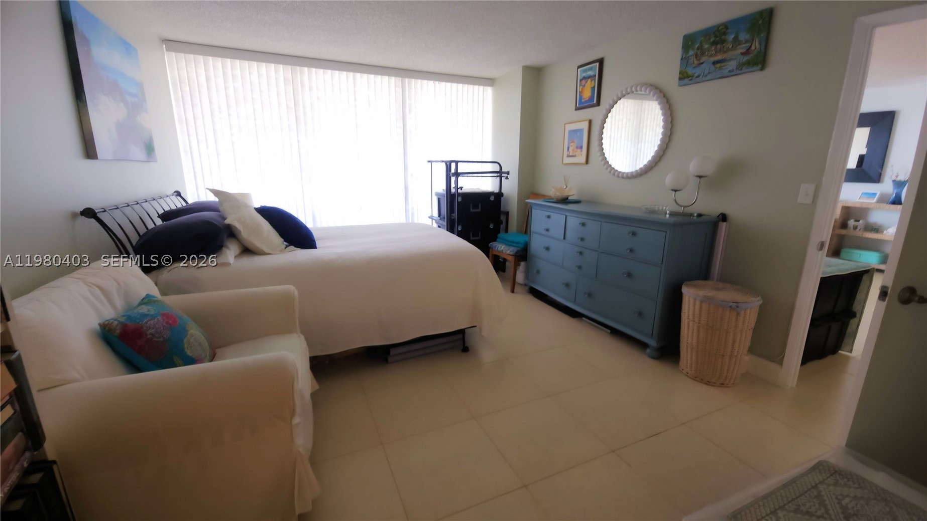 BRICKELL PLACE CONDO - Residential