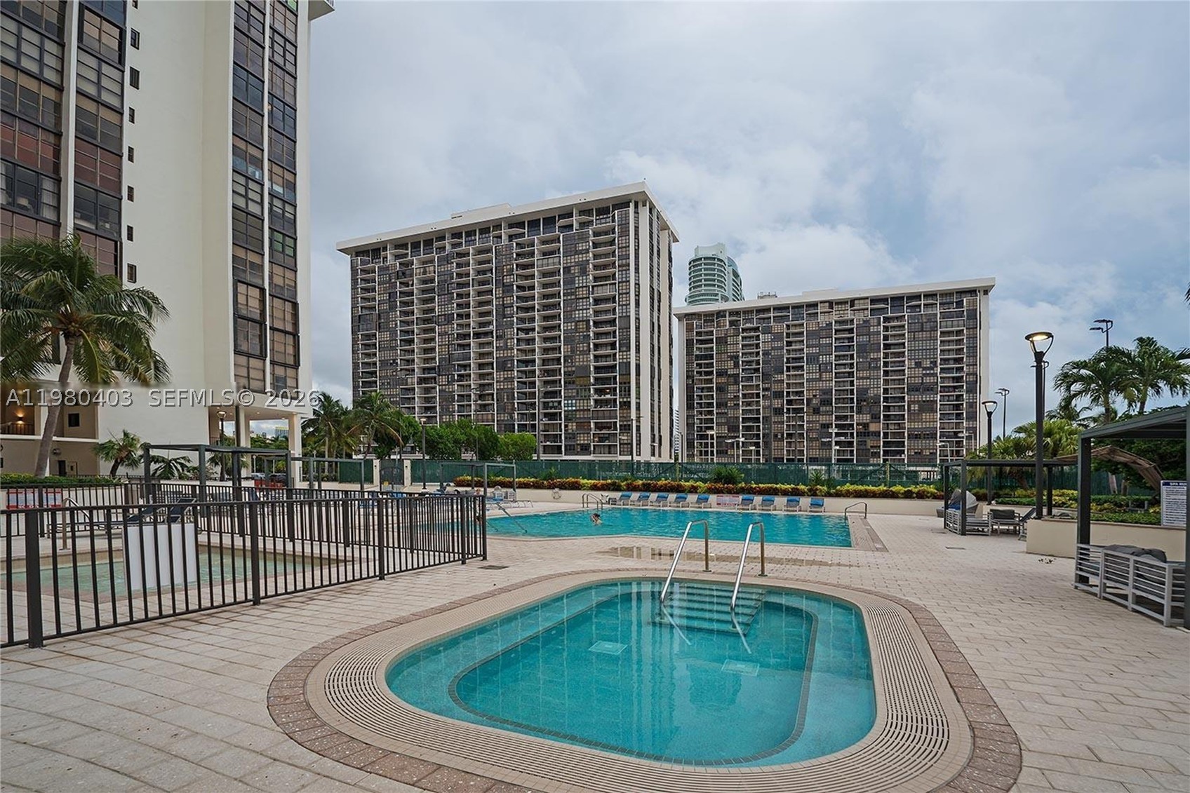 BRICKELL PLACE CONDO - Residential