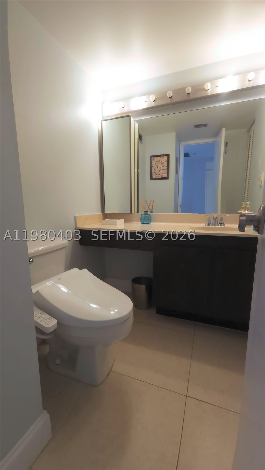 BRICKELL PLACE CONDO - Residential