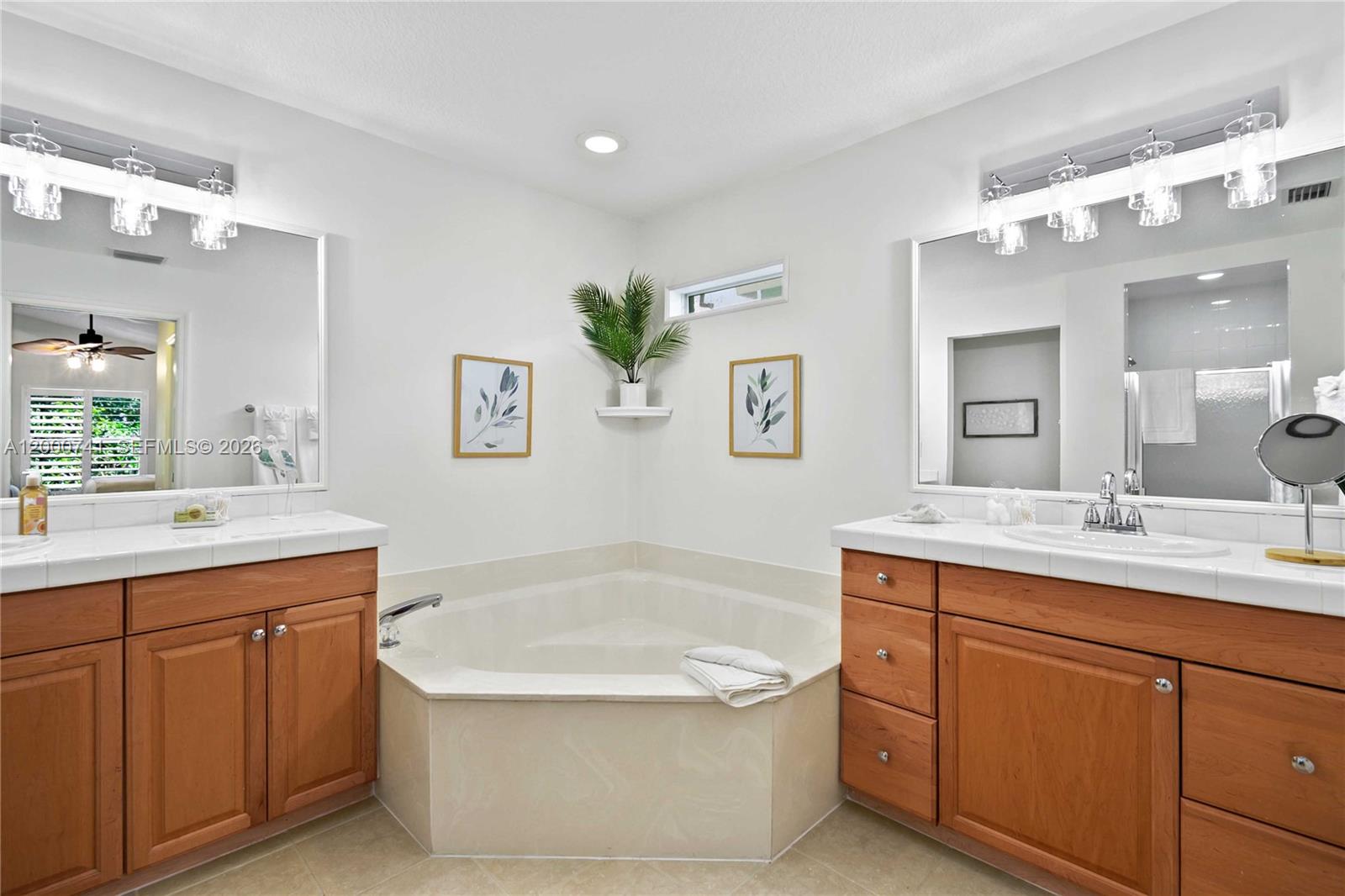 CORAL KEY - Residential