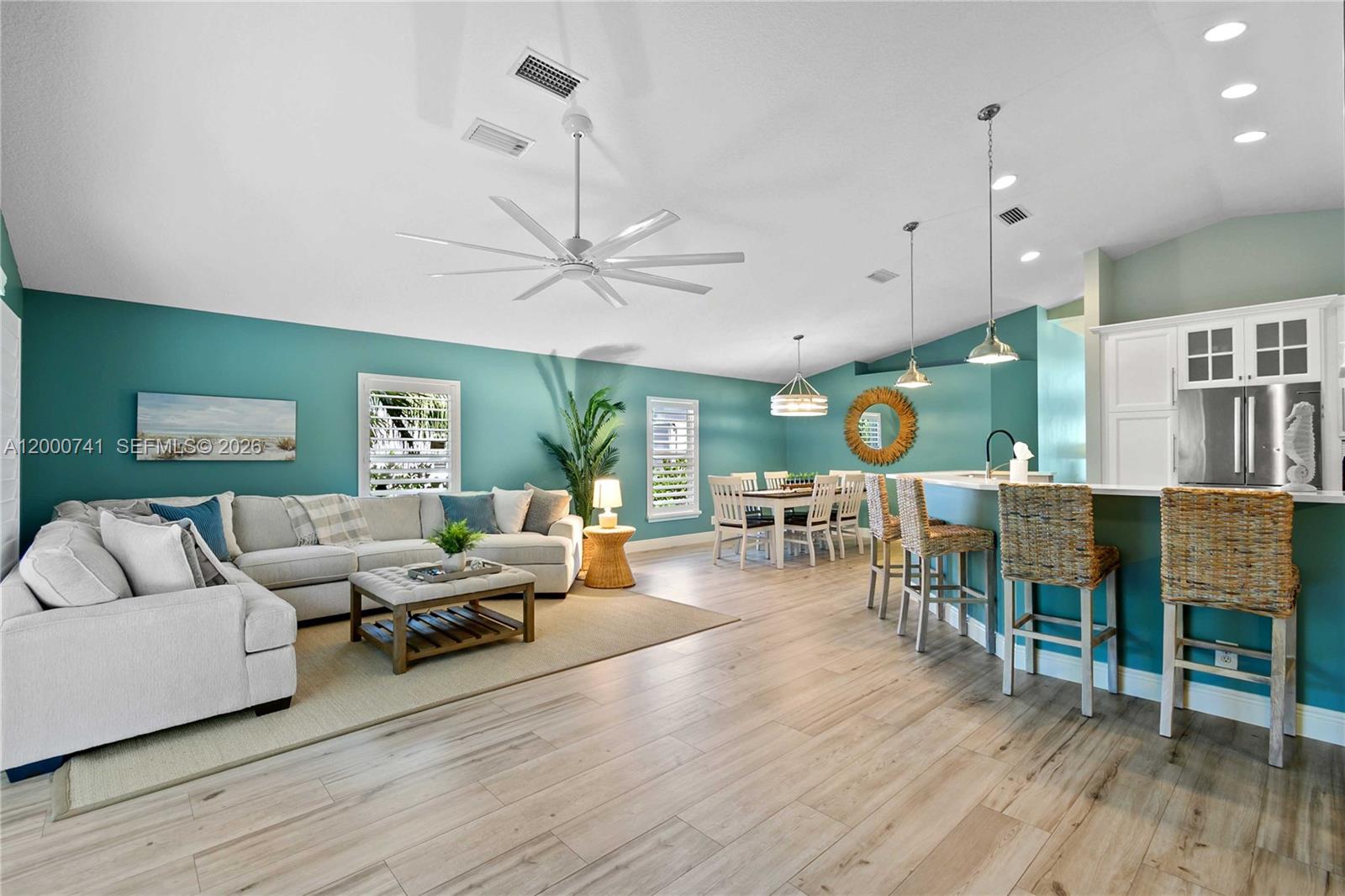 CORAL KEY - Residential