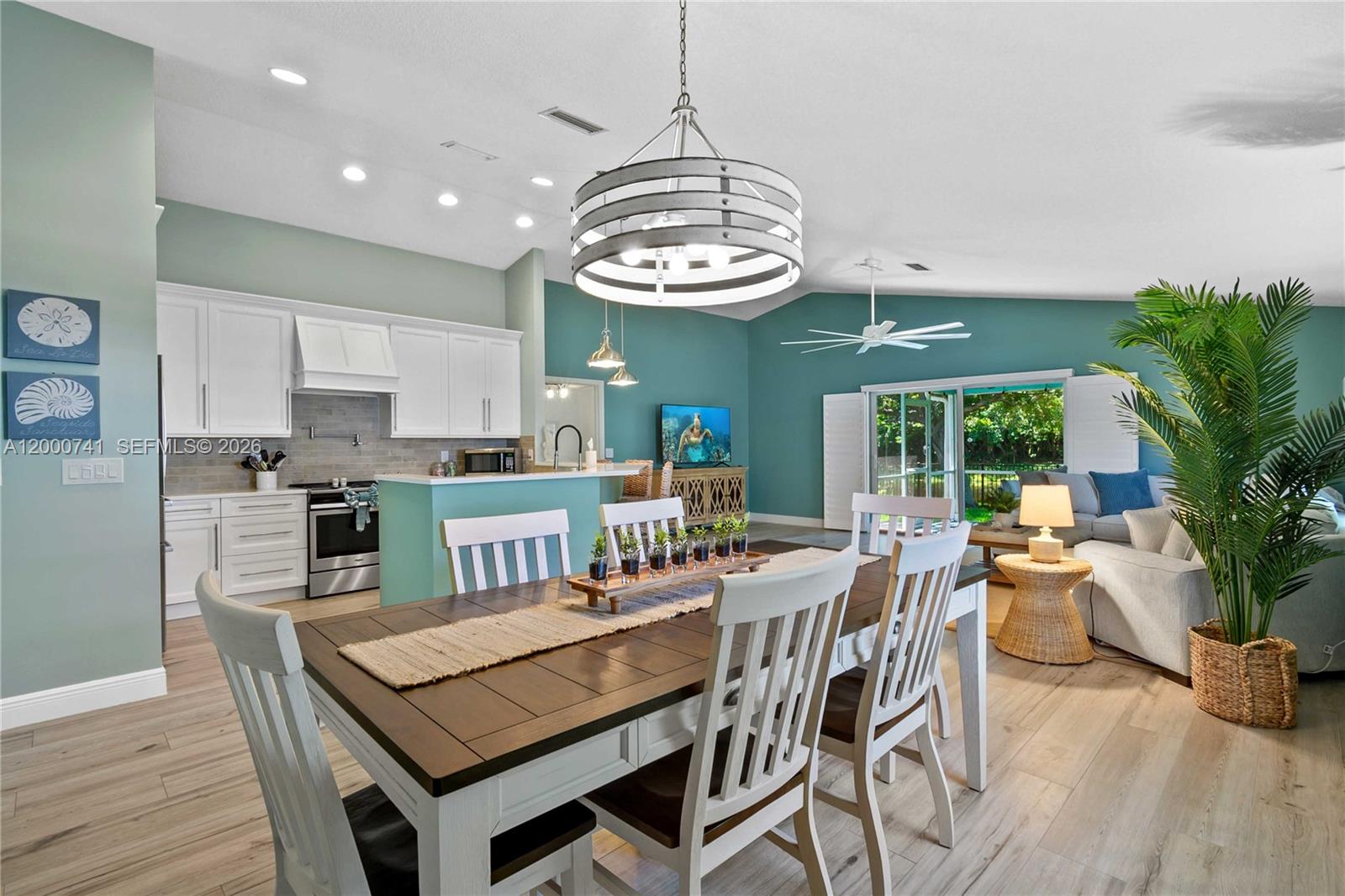 CORAL KEY - Residential
