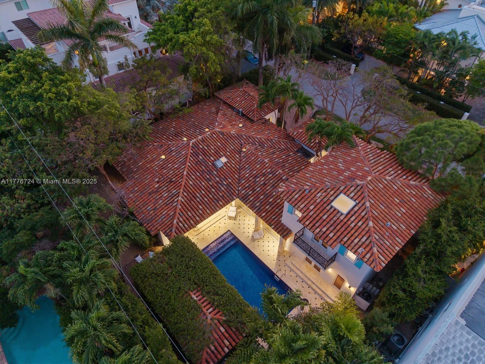 MASHTA ISLAND A REPLAT OF - Residential