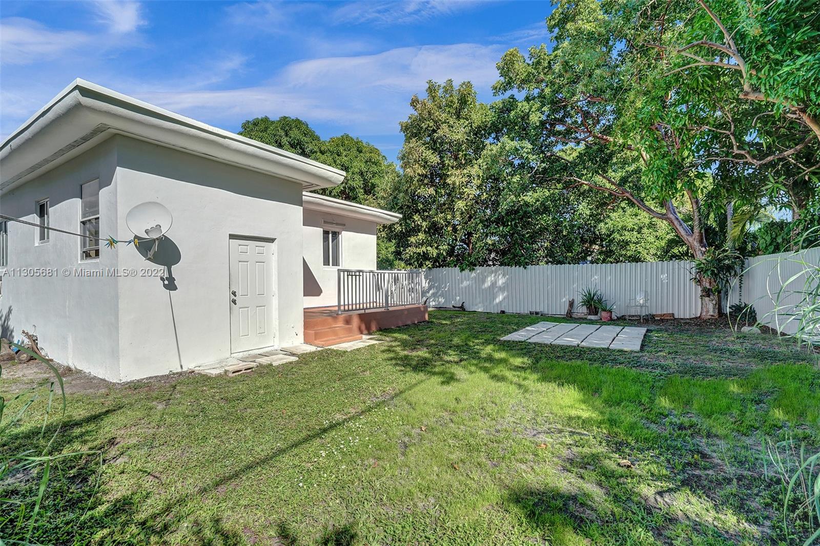 BISCAYNE BLVD PARK - Residential Lease