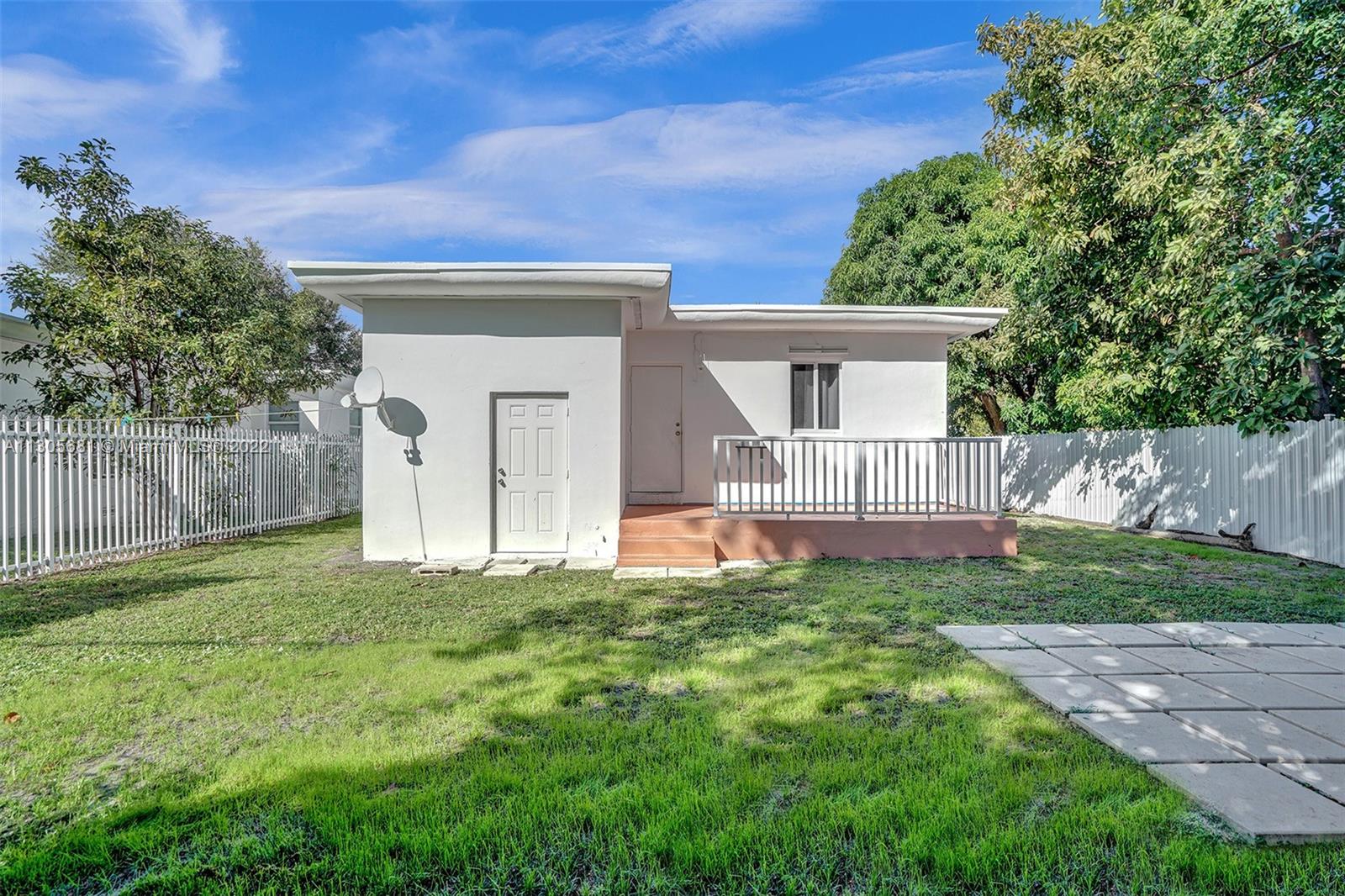 BISCAYNE BLVD PARK - Residential Lease