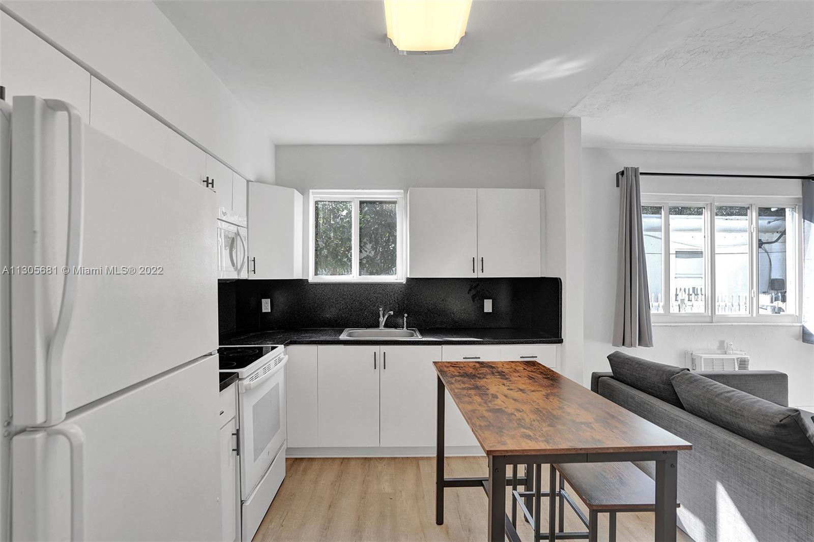 BISCAYNE BLVD PARK - Residential Lease